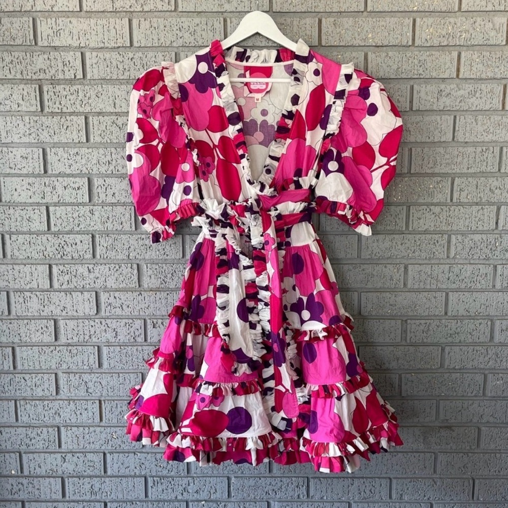 Celia B
CeliaB Obsidiana Mini Dress Size
Medium in Fuschia